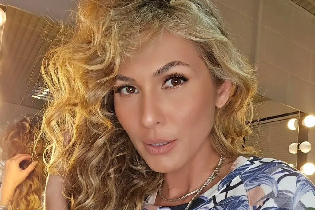 liviaandradereal_1748478258_3642822118191098499_425016779