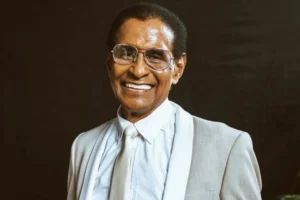 morre-bira-presidente-fundador-do-cacique-ramos-e-do-fundo-de-quintal-1_widelg