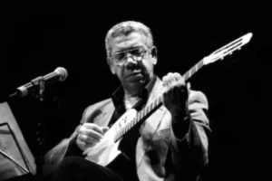 morre-helio-delmiro-referencia-do-jazz-no-brasil-aos-78-anos