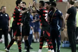 pedro-bruno-henrique-filipe-luis-860×484