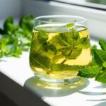 5-beneficios-do-cha-de-hortela-para-saude