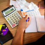 54527-juros-altos-impoem-cautela-com-o-cartao-de-credito-saiba-como-usa-lo-696×465