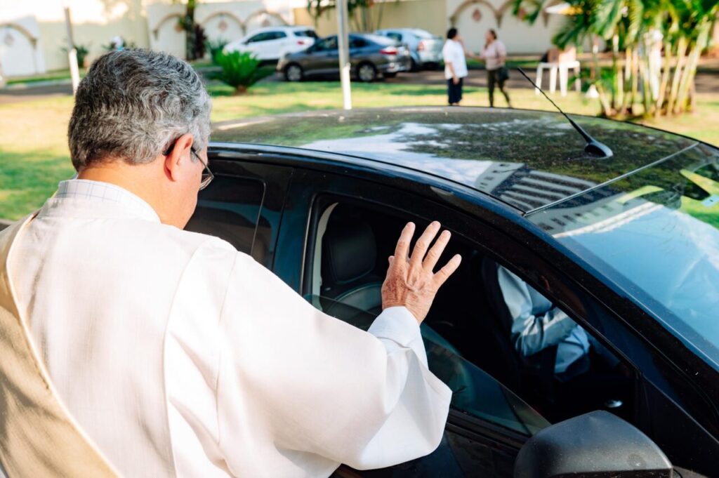 Bencao-dos-carros-e-motoristas-Renilson-Guimaraes-8