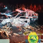 Carro-capotou-e-pegou-fogo-na-PR-170-01007192-0-202507220703-ScaleDownProportional