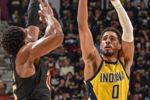 Tyrese-Haliburton-e-Donovan-Mitchell