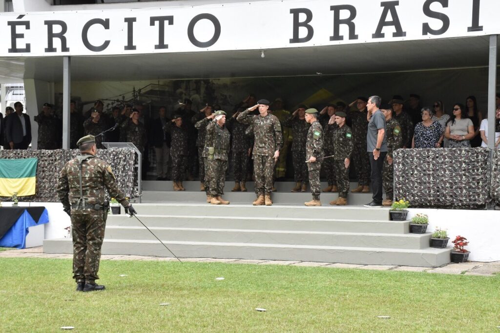 Exército abre inscrições de processo seletivo para militares temporários no Paraná; veja como participar