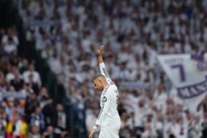 k.mbappe_1740009212_3571778612831159273_4213518589 (1)