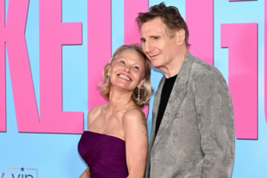 pamela-anderson-e-liam-neeson