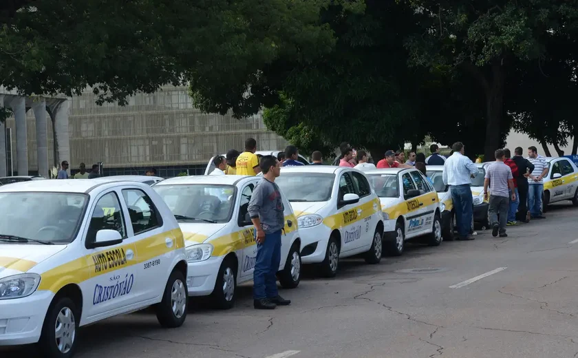 903866-churrasco-autoescola-manifestacao-5213