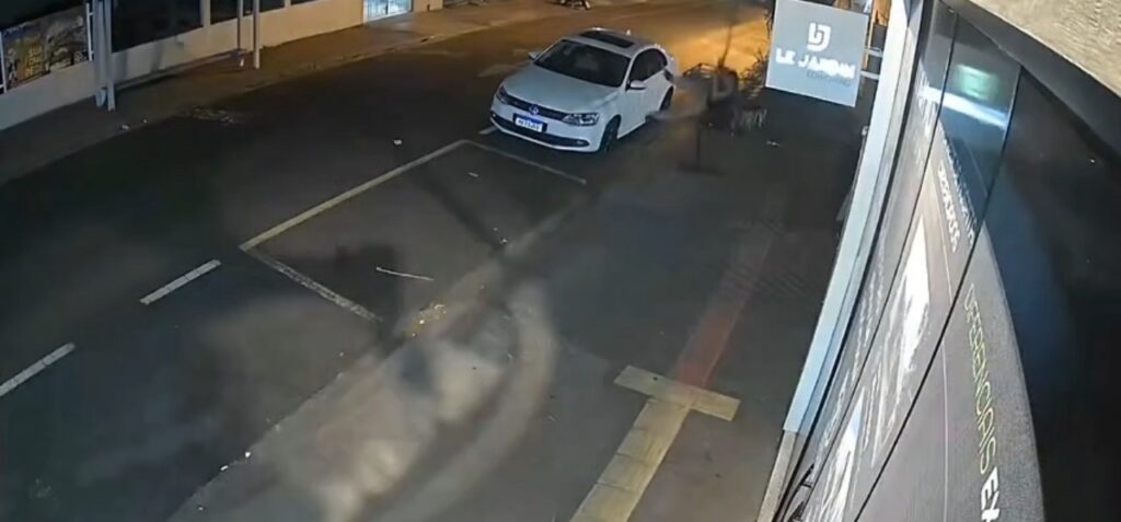 WhatsApp Image 2025-08-26 at 16.02.31