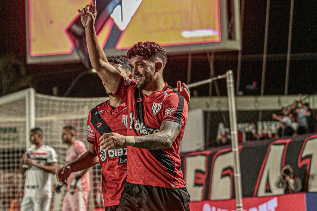 acgoficial_1754868174_3696424620220038665_1646818114