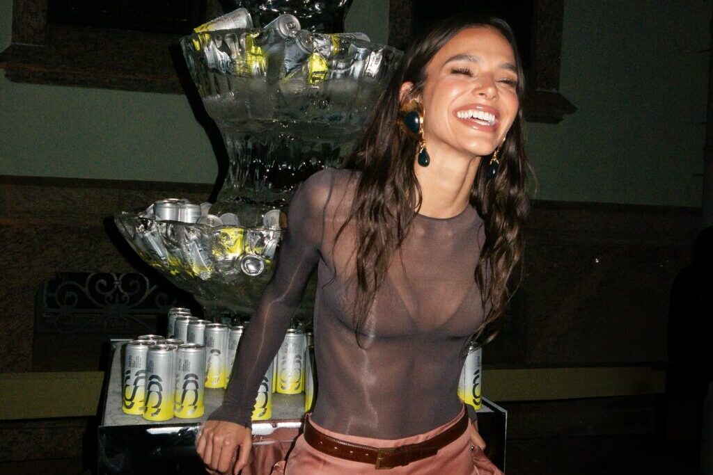 brunamarquezine_1755654353_3703019567665239806_5383478