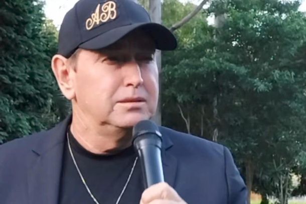 de-paranavai-para-o-brasil-sosia-de-amado-batista-vira-sensacao-no-tiktok-68a08662a6fd2