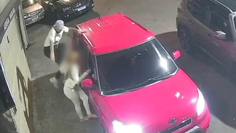 homem-e-preso-apos-agredir-ex-companheira-com-chutes-e-voadora-em-sp-175822_800x450