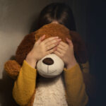 imagem-nao-explicita-de-abuso-de-criancas (1)