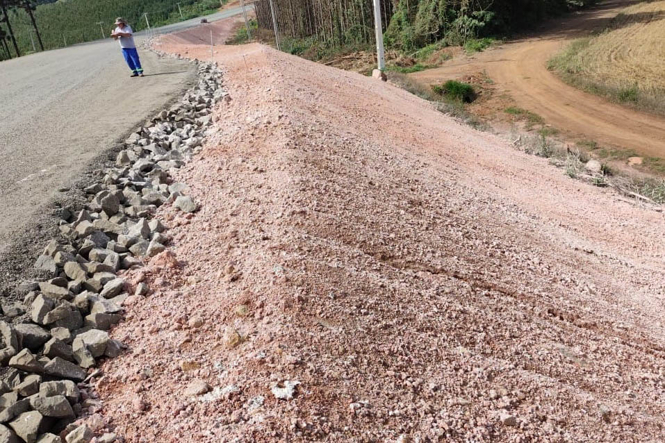 pr-160_entre_imbau_e_reserva_obra_inacabada_02