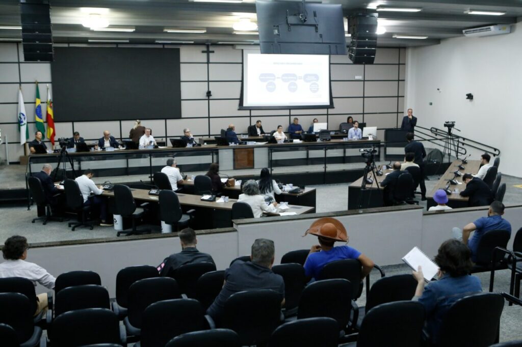 99f278de-435b-438f-b3ce-21587795ff13