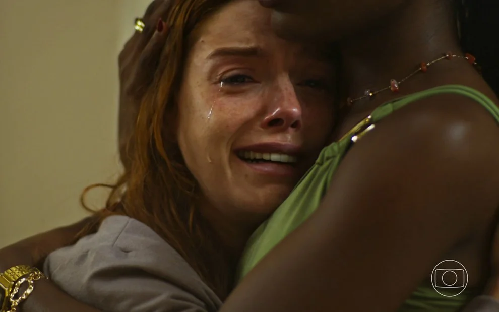 globo-dona-de-mim-giovanna-lancellotti-clara-moneke-choro-2309_fixed_large