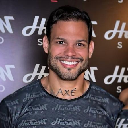 igor-freitas-filho-do-boxeador-popo-1757731198238_v2_450x450