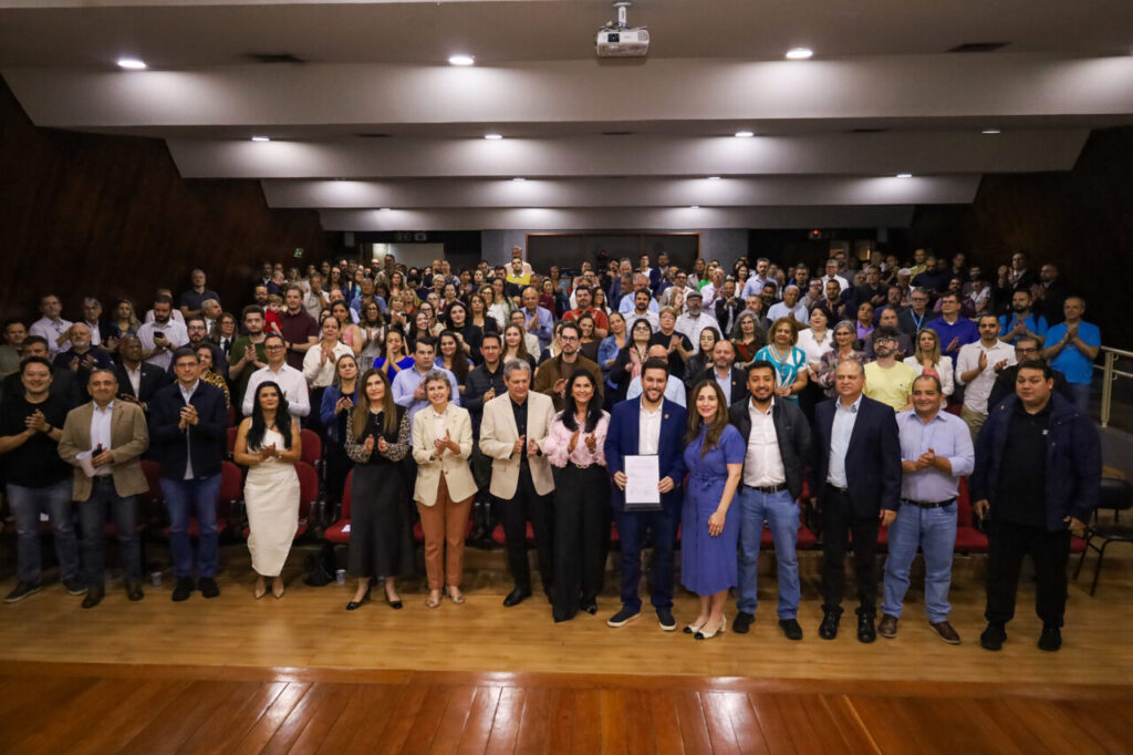 60897211-f9c1-43d2-a906-15c13ffa1be2