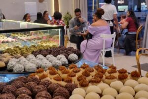 Rodízio de brigadeiros faz sucesso em Maringá