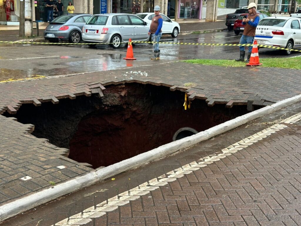 WhatsApp Image 2025-10-13 at 09.38.41 (1)