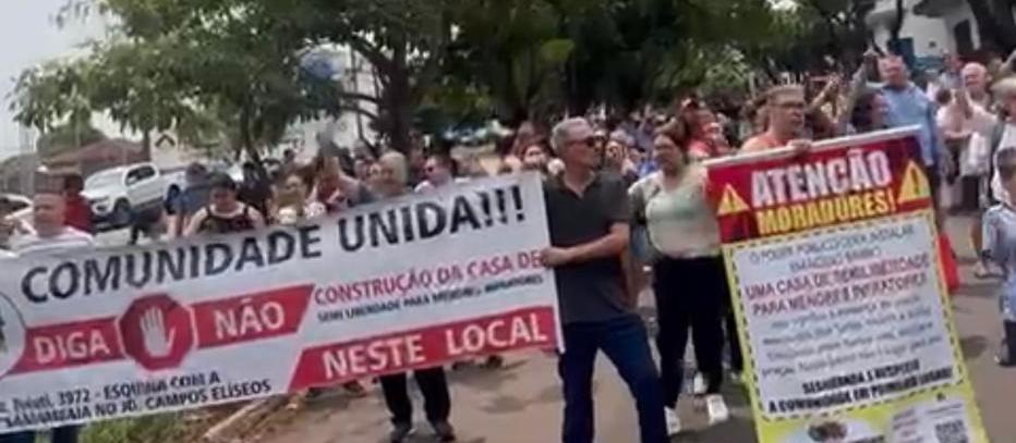 e793b275473b25b6ac8b0f48849a9c76