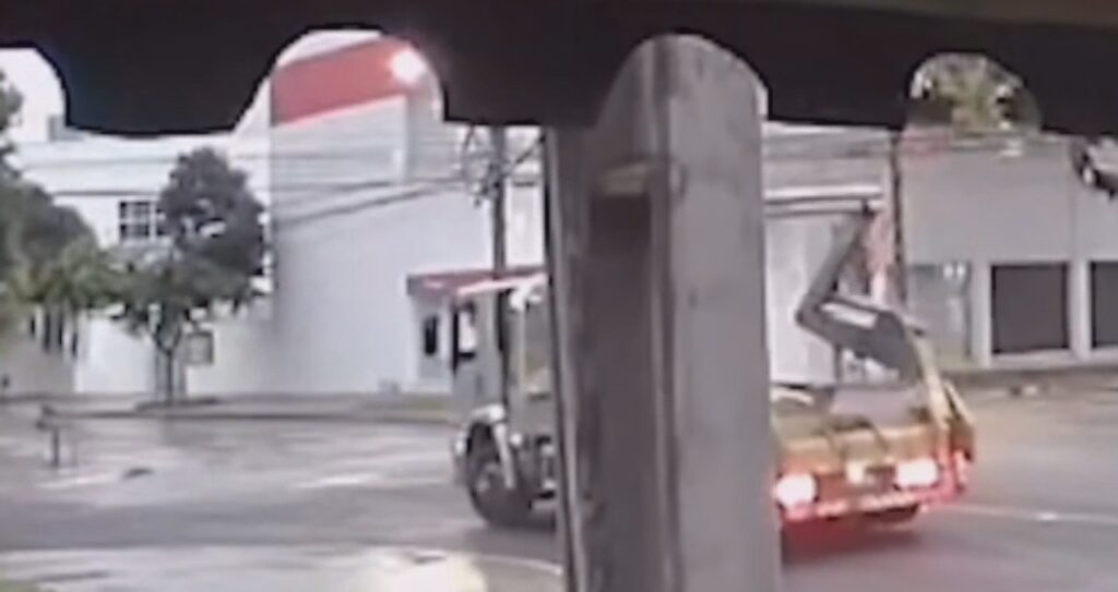 WhatsApp Image 2025-11-05 at 16.06.48