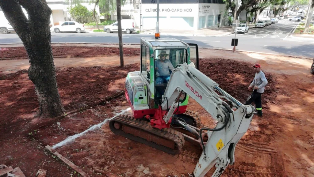 08c498e1-bbb8-477e-975a-e831cd1006c9