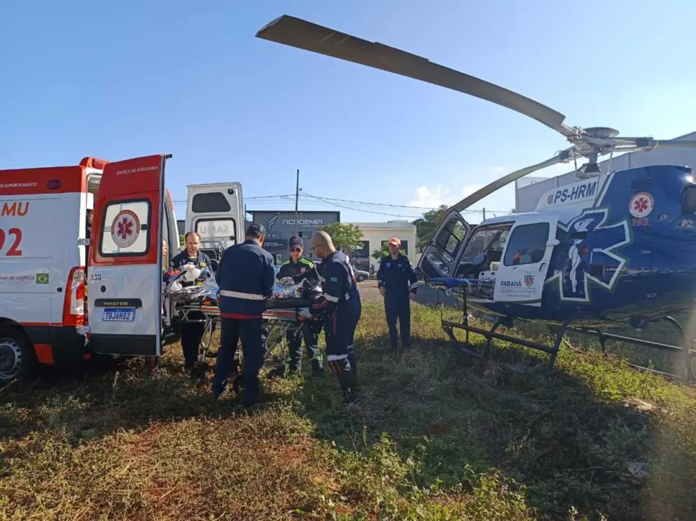 Homem-e-atropelado-por-onibus-em-Marialva-e-fica-em-990×742 (1)