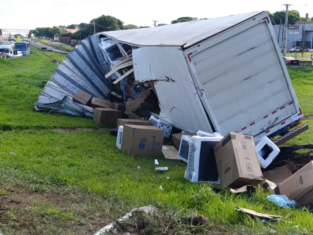 WhatsApp Image 2025-12-04 at 16.49.12