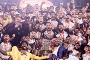 f0b74777-9c32-44b5-9d59-4e8bb2a0b367