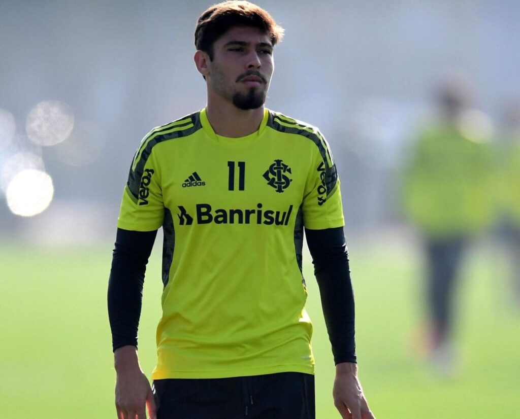 lucas_mazetti_1626126715_2616462990002987595_7680553968