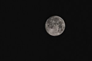 moon-416973_1280