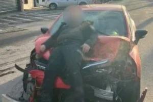 motorista-atropela-policial-tira-foto