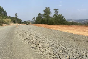 pr-160_entre_imbau_e_reserva_obra_inacabada_01