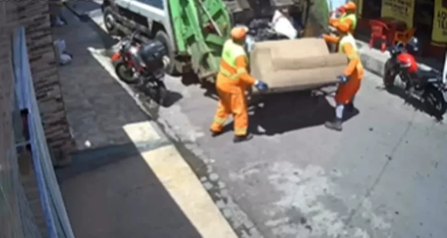 mulher-deixa-sofa-compressed