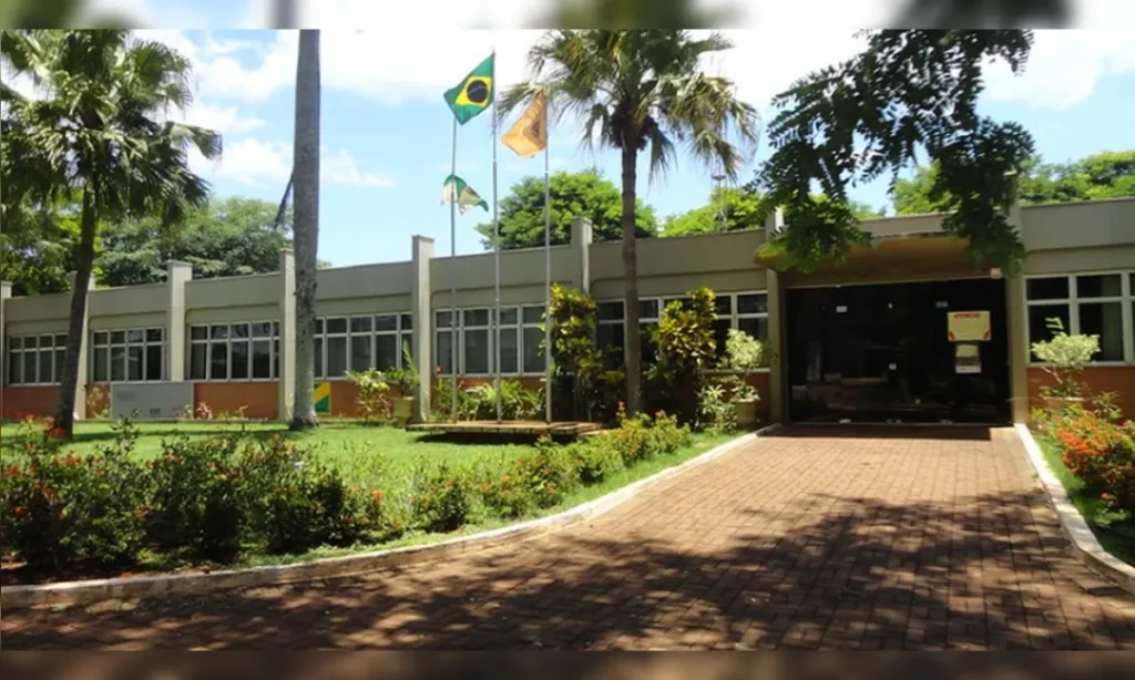 a-jornada-de-trabalho-e-de-40-horas-semanais-para–01065719-0-202602180910-ProportionalFillBackground