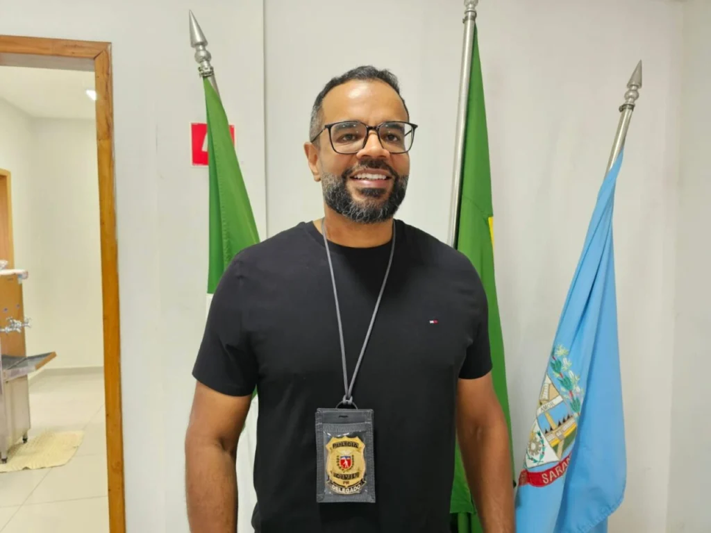 delegado-adriano-garcia-assume-a-dhpp-de-maringa-apos-sete-anos-a-frente-da-policia-civil-de-sarandi-1536×1152