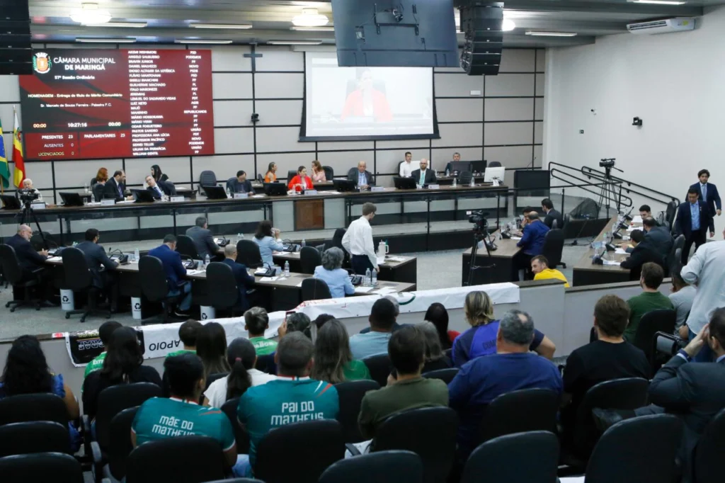 Câmara de Maringá valendo