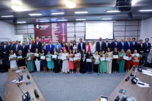 Homenagem às Mulheres