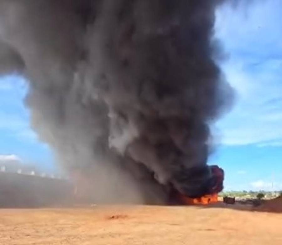 incendio-destroi-fabrica-de-sofas-em-terra-boa