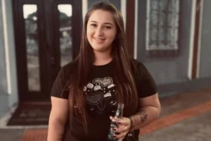 jovem-morta-casa-incendiada-sc-768×474