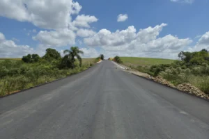 pr-990_pavimentacao_em_reboucas_001