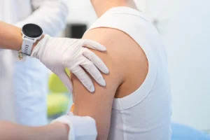 tecnico-enfermagem-preso-suspeito-abusar-adolescente-posto-de-saude-piraquara-960×540