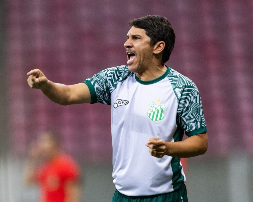 uberlandiaesporteclube_1772112290_3841078291419964237_1202103161