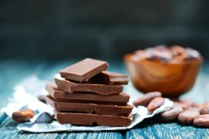 chocolate meio amargo foto istock