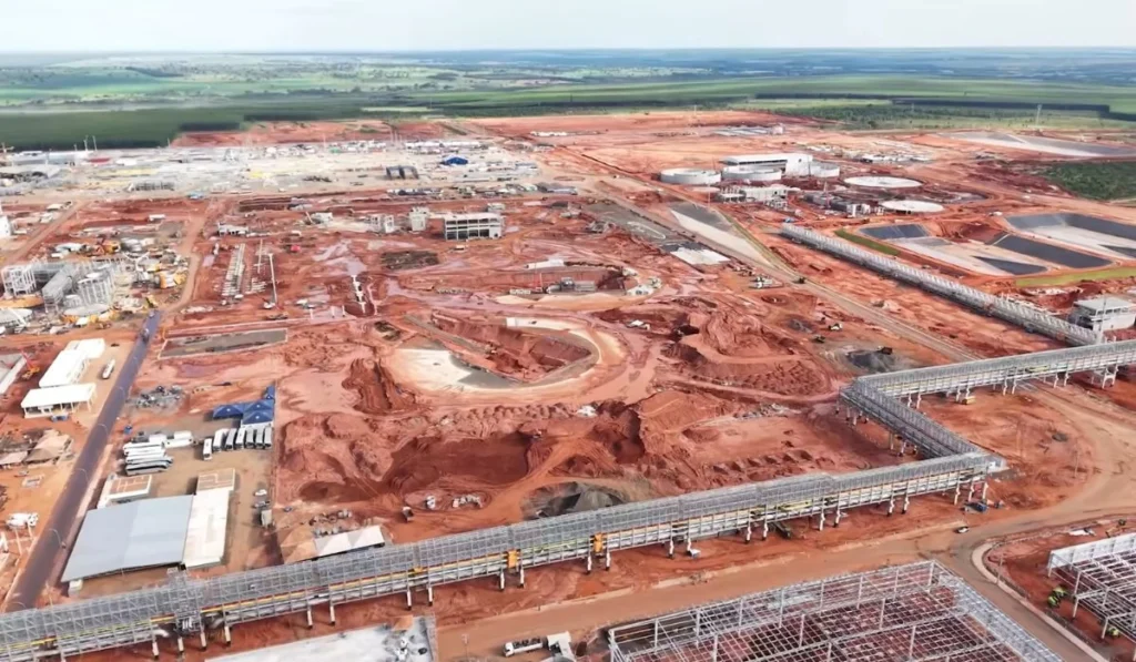 estrutura da megafábrica impressiona