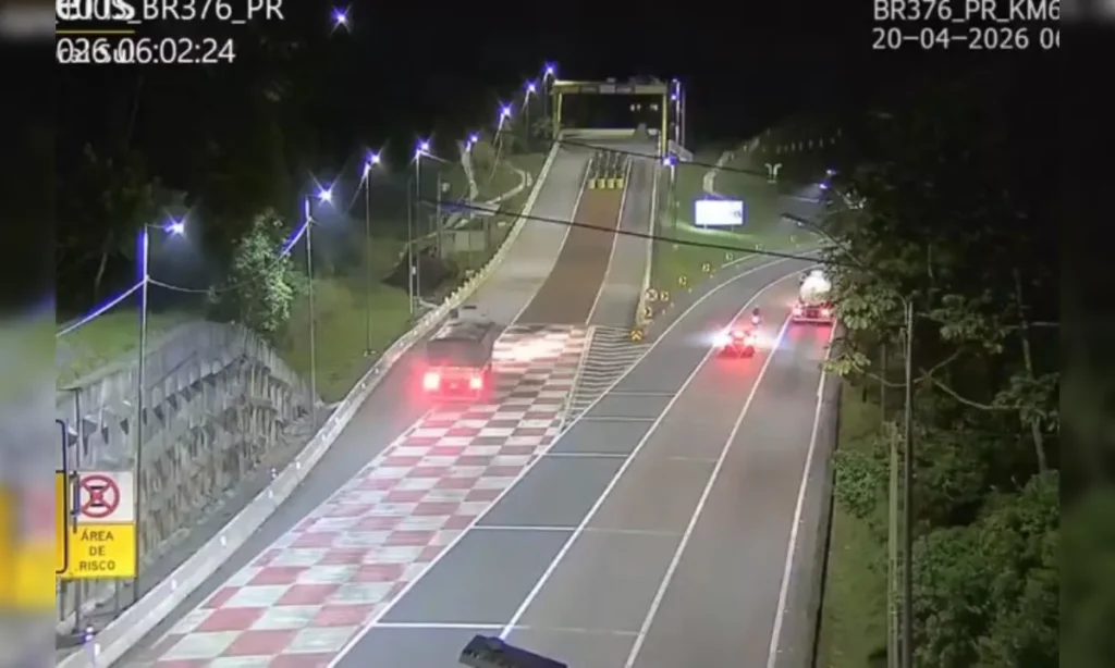 imagens-de-cameras-de-monitoramento-registraram-o–01083247-0-202604211659-ProportionalFillBackground