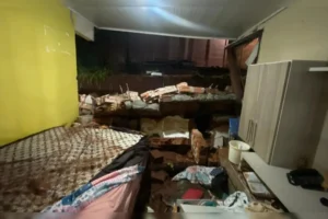 o-imovel-foi-interditado-pela-defesa-civil-01078078-0-202604012228-ProportionalFillBackground